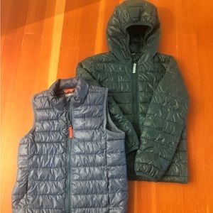 Primary kids lightweight puffer jacket and vest bundle. Size 8-9.